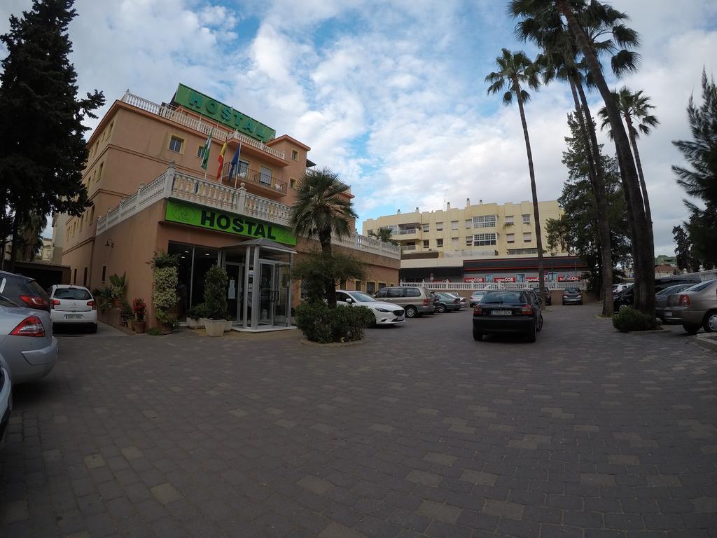 Hostal La Casa De Enfrente Málaga Esterno foto