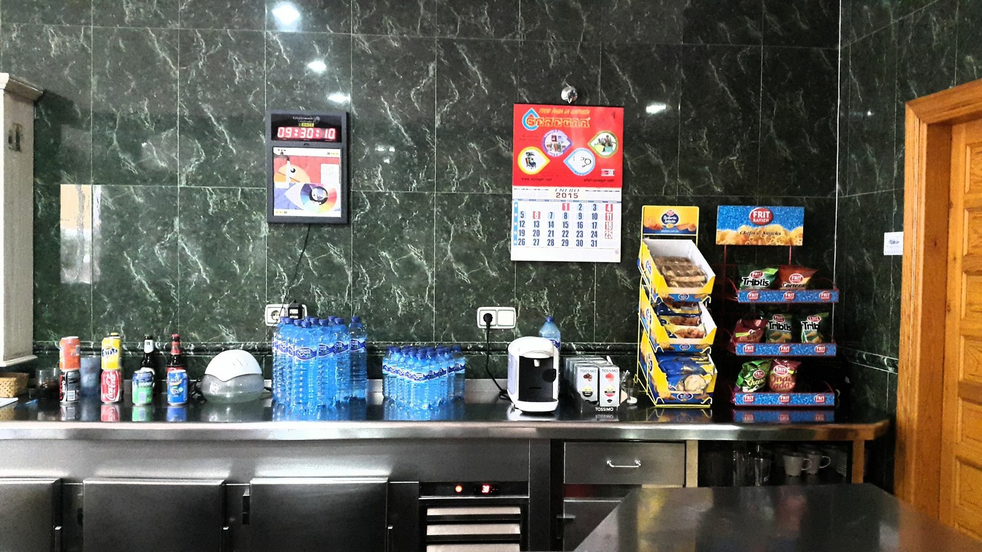 Hostal La Casa De Enfrente Málaga Esterno foto